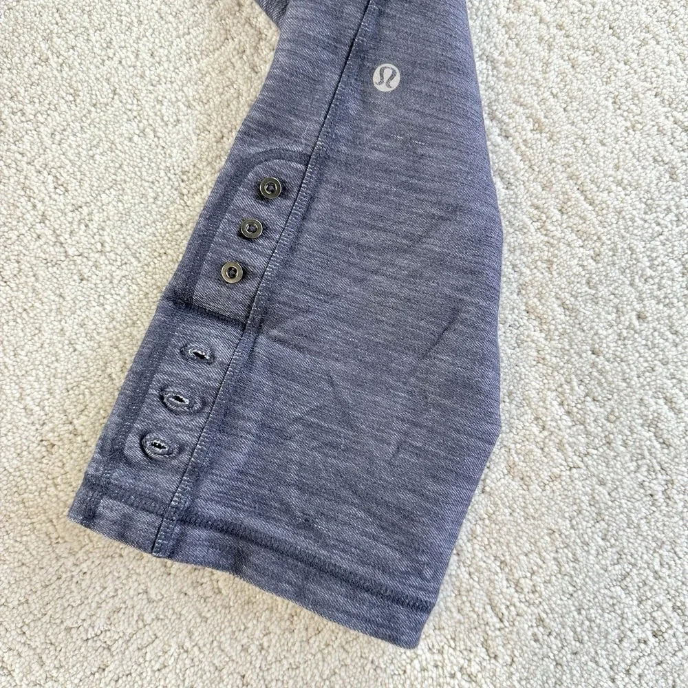 Lululemon Women's Ride on Crop‎ in Deep Indigo/Blue Size 6